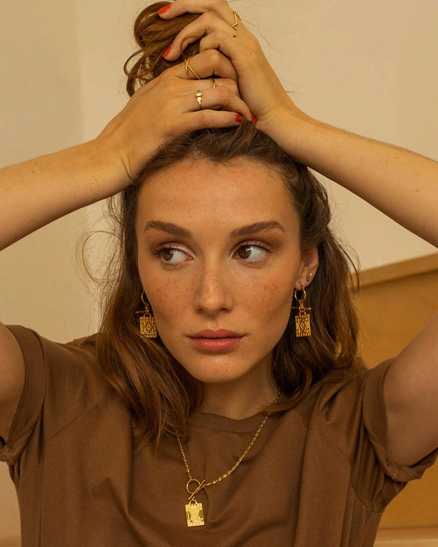 WELL DUNN Accessories NAVI MEDALLION PENDANT EARRINGS 4 WELL DUNN Accessories NAVI MEDALLION PENDANT EARRINGS