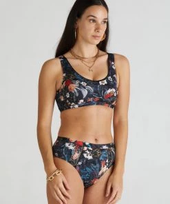 AQUA BLU ABUNDANCE D/DD CUP SPORT TOP