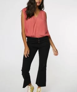 O'NEILL ONEILL LAINIE SLEEVELESS CRINKLE TOP All Women's Clothing