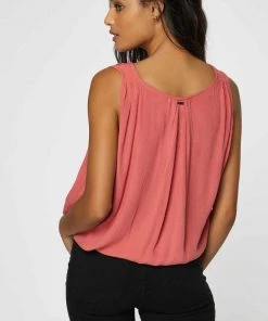 O'NEILL ONEILL LAINIE SLEEVELESS CRINKLE TOP All Women's Clothing