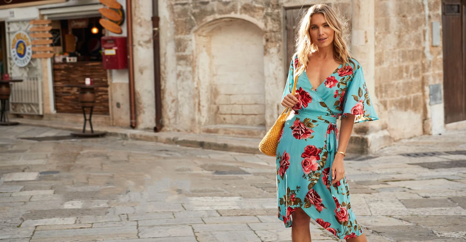 The Hula Hut Sales -The Hula Hut Sales l3